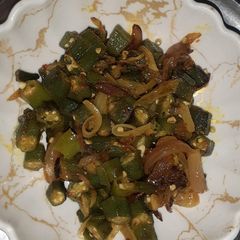 A picture of Okra Do Pyaza.