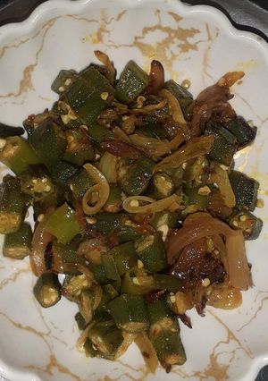 A picture of Okra Do Pyaza.
