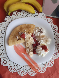 A picture of Choco Fruiti Pancakes.
