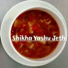 A picture of Minestrone Soup.