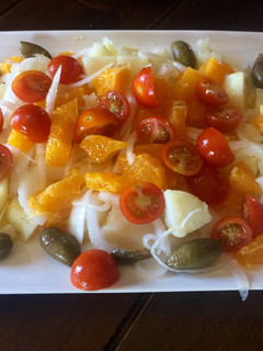Una foto de Variedad de Ensalada Malagueña