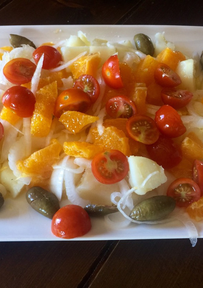 Una foto de Variedad de Ensalada Malagueña