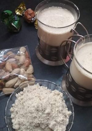 A picture of Homemade powder with milk.
