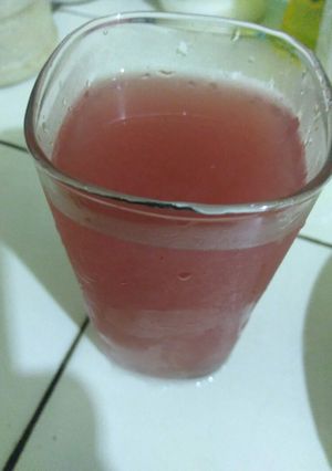 A picture of Falsay ka sharbat.