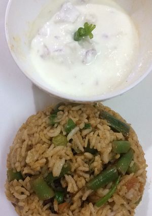 A picture of Vegetable pulao.