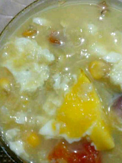 A picture of Egg corn soup.