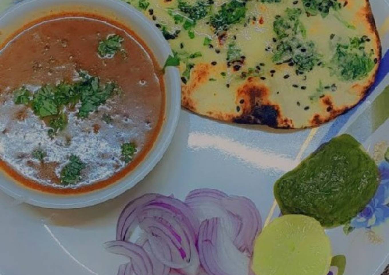 Dal Makhani with Garlic Naan