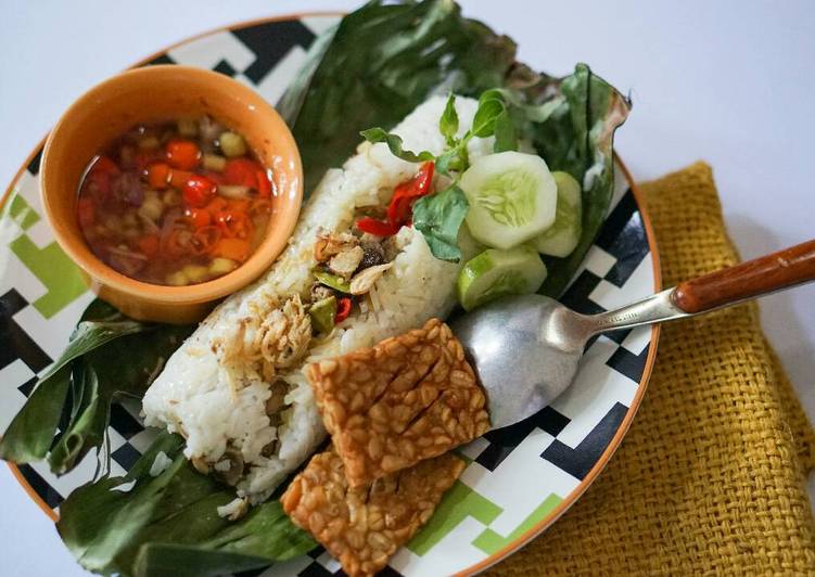 Nasi Bakar Ayam dan Sambal Matah