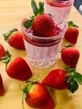 Ζελέ με γιαούρτι και μαρμελάδα φράουλα 🍓🍓🍓