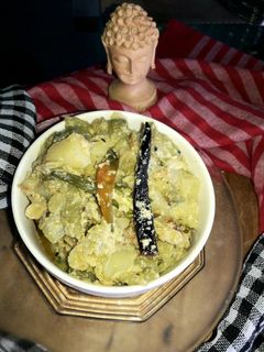 ঝিঙে পোস্ত (Jhinge posto recipe in bengali) রেসিপির প্রধান ছবি