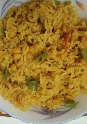 A picture of Chana Dal Cooked with Rice.