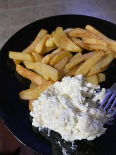 Φωτογραφία της συνταγής Πατάτες τηγανητές με σως φέτας