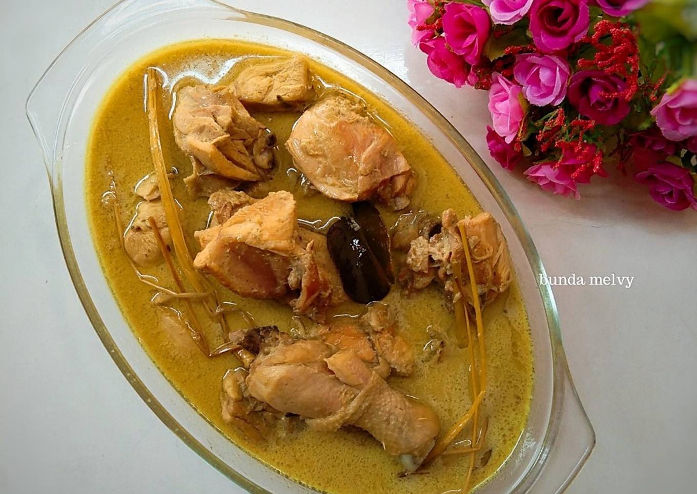 Opor Ayam Kuah Kuning