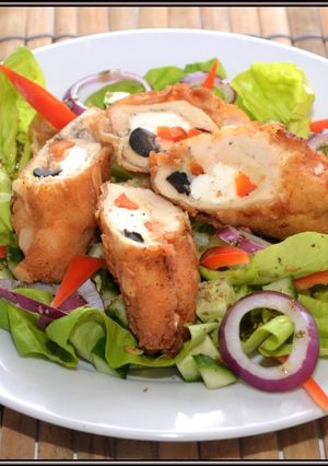 Görög csiberolád, salátával recept fotója