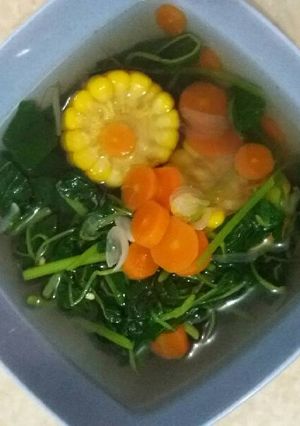 Foto resep Sayur bayam bening jagung dan wortel