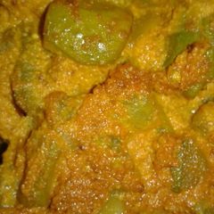 A picture of Pointed gourd poppy seeds curry.
