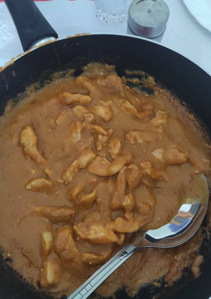 Una foto de Pollo al curry
