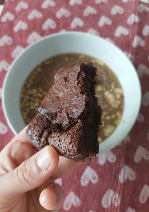 Una foto de Brownie tremendo sin harinas