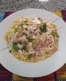 ***Espagueti con Salsa Blanca***