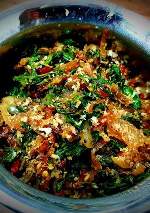 A picture of Ponnankanni Keerai Poriyal / Dwarf Copperleaf Stir fry.