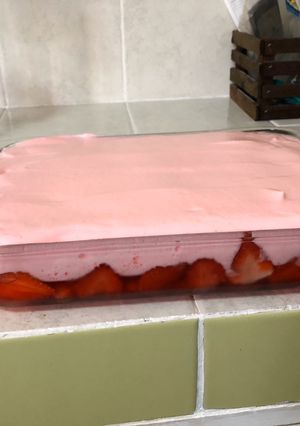 A picture of Strawberry Gelatin with Evaporated Milk.