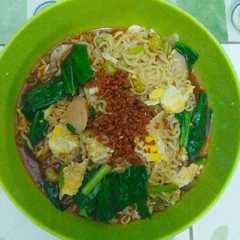 รูปของ Orak arik mie instan sawi hijau