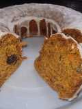 Pastel de zanahoria con glaseado de naranja