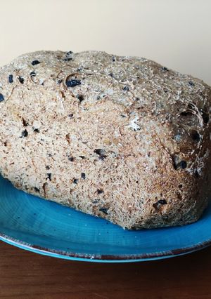 Foto principal de Pan de aceitunas negras 🍞🫒
