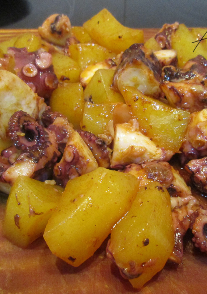 Una foto de Pulpo a la gallega (En microondas)