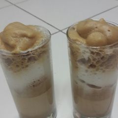 A picture of Dalgona coffee.