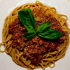 A picture of Spaghetti Bolognese.
