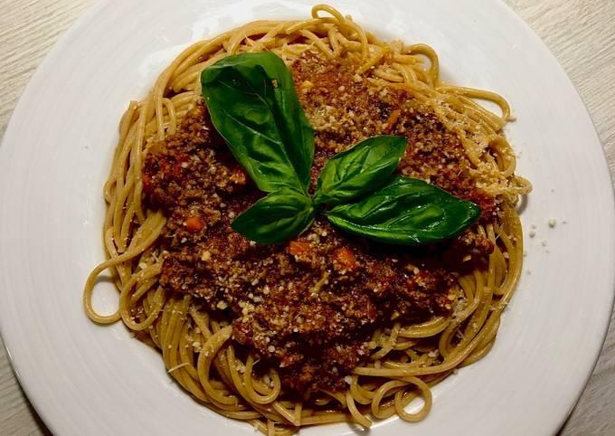 Easiest Way to Make Traditional Spaghetti Bolognese for Healthy Food
