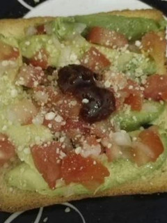 Una foto de Desayuno o cena rica, fácil, ligera y rápida 😋