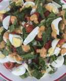 Ensalada con huevos hervidos