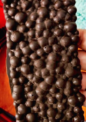 A picture of Homemade Crackle Bubble Chocolate.