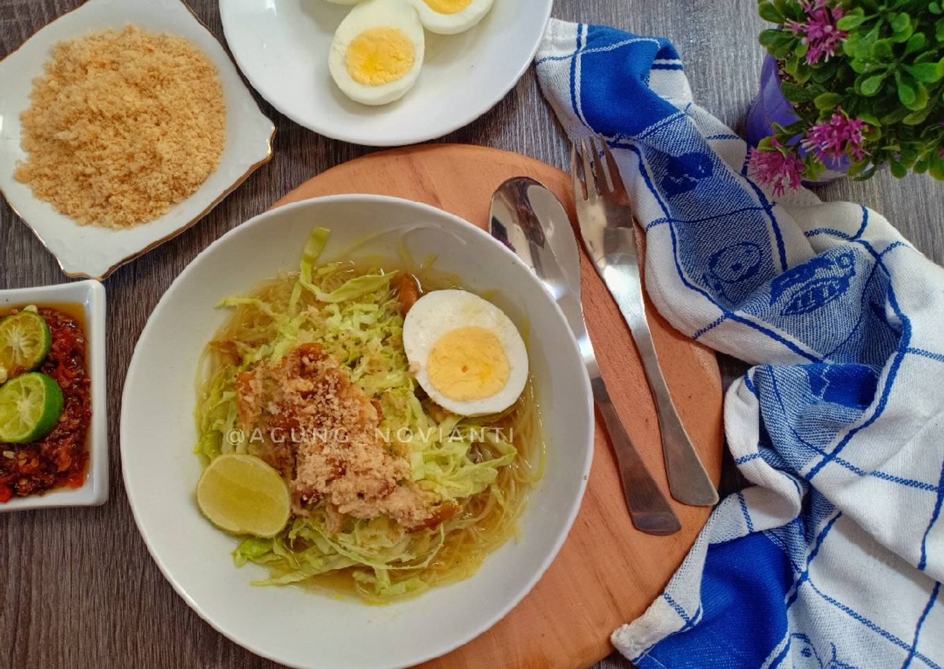 Soto Ayam Ambengan Surabaya