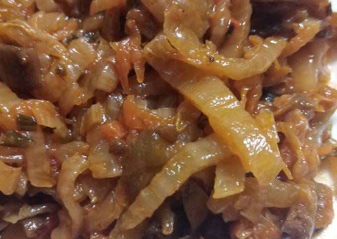 Капуста тушёная с грибами