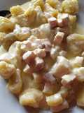 Ñoquis de queso con la salsa de mi comadre
