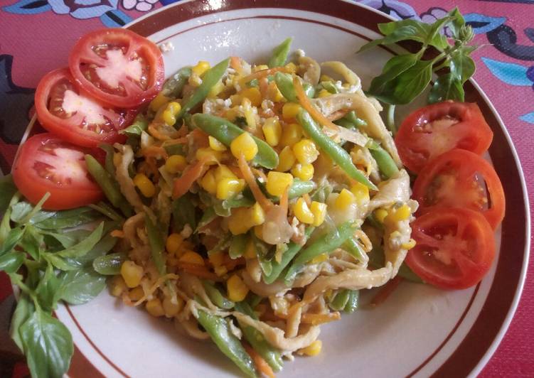 Tumis sayur plus rebon