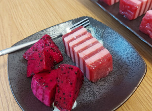 火龍果椰奶千層糕 的食譜成品照片