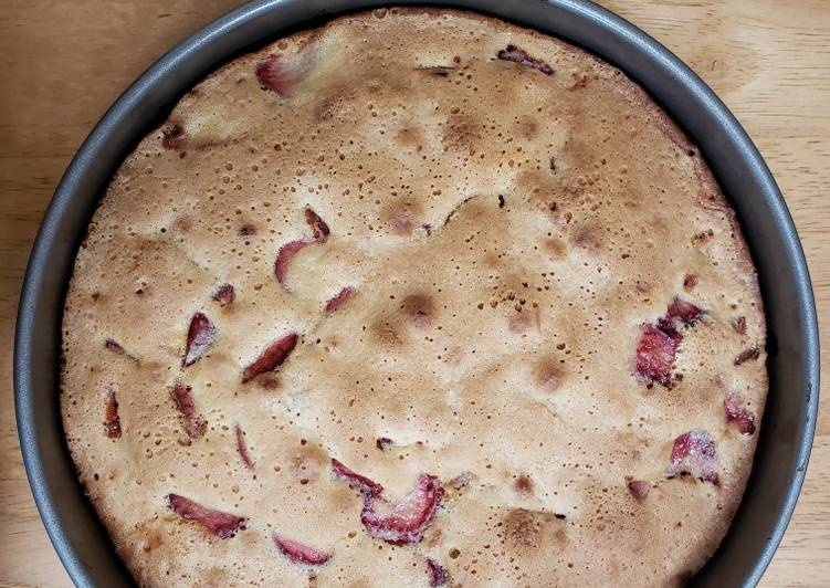 How to Prepare Apple Strawberry Pie in 33 Minutes for Family