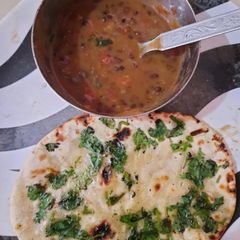 A picture of Butter Naan.