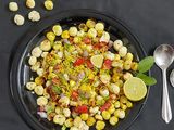 મખાના ભેળ (Makhana Bhel Recipe In Gujarati)