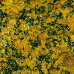 A picture of Egusi soup.