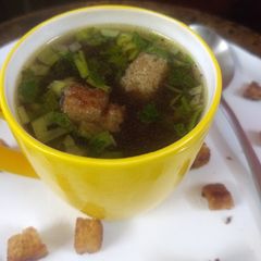 A picture of Coriander lemon soup.