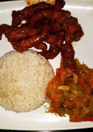 Una foto de Cerdo en salsa de naranja al estilo chino