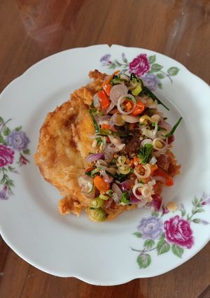 Foto resep Telur geprek sambal matah