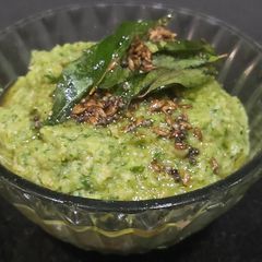 A picture of Turai ki chutney.