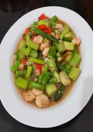 Foto resep Asparagus udang saus tiram