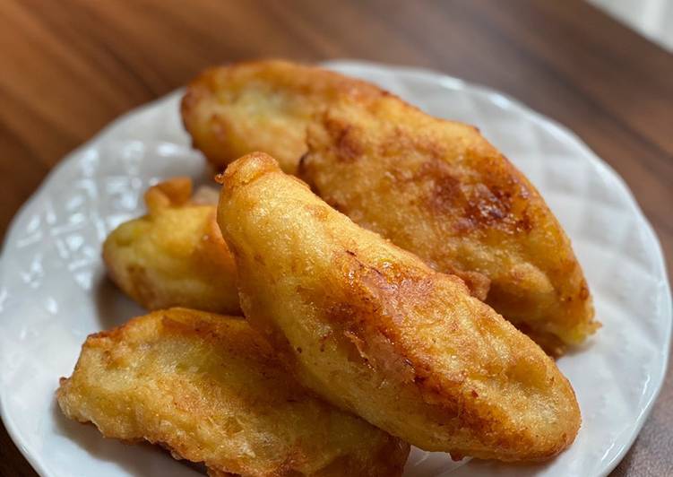 Pisang goreng gurih